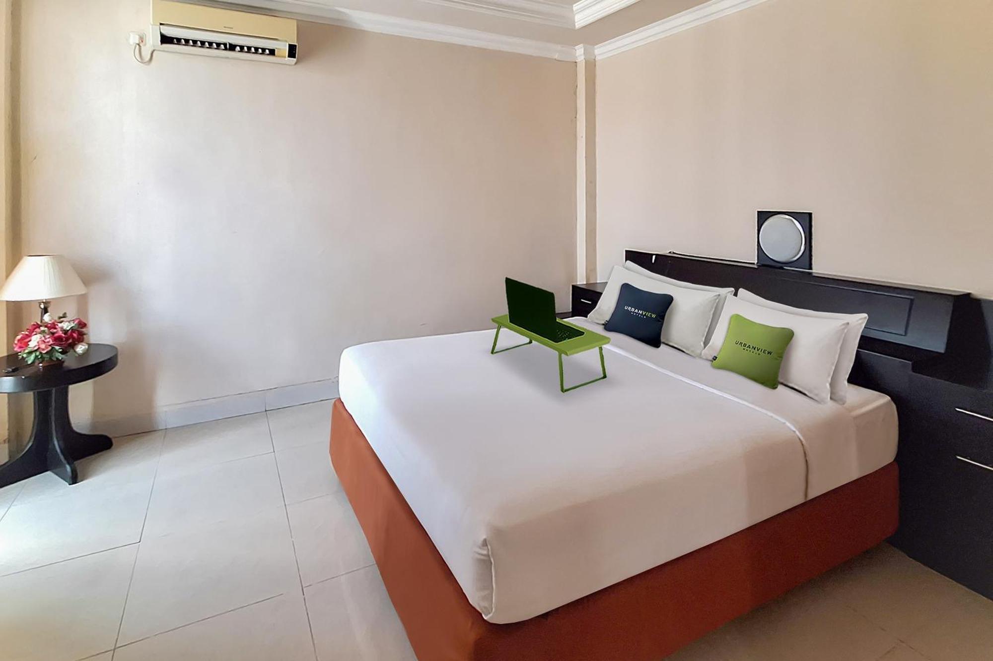 Urbanview Hotel Surya Kahayan Palangkaraya By Reddoorz Exteriör bild
